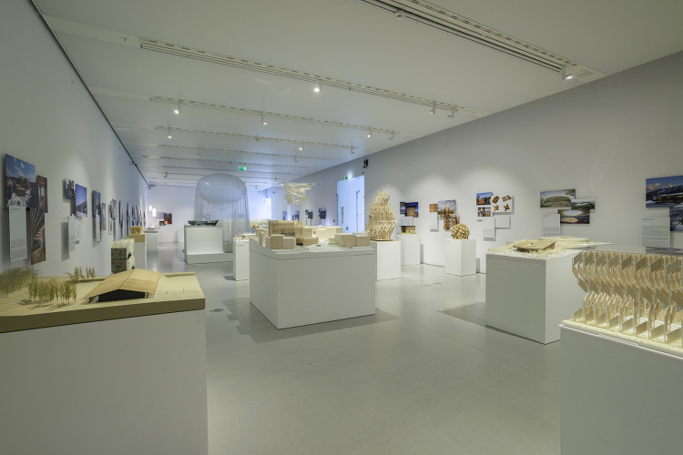“Kengo Kuma, experimenting with Mat...