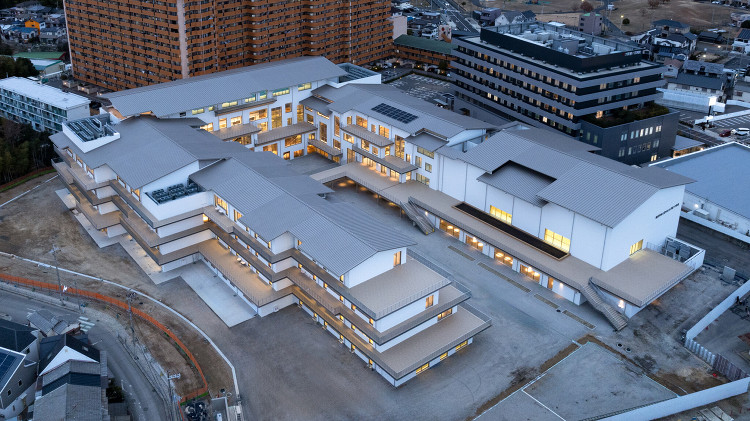 Nozomigaoka Elementary School and J...