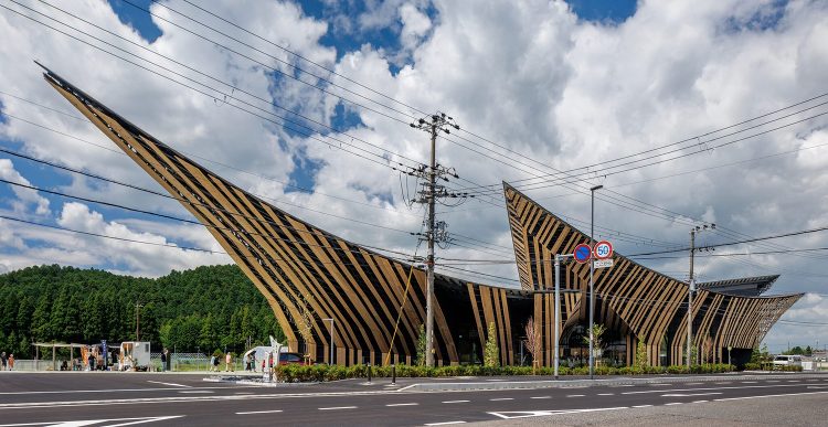 Roadside Station Aino Tsuchiyama | ...