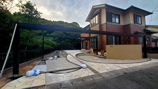 12mの大梁カーポート : 毎年受賞歴多数！外構専門店サコヤマエクステ...