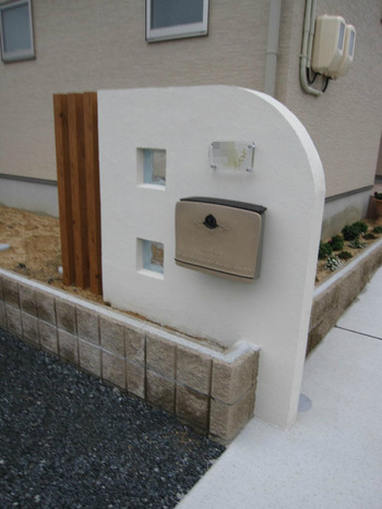 ディーズガーデンのポストと表札！ : 毎年受賞歴多数！外構専門店サコヤ...