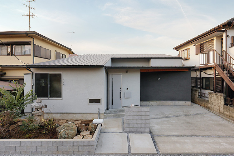 柏の丘陵地の平屋 | Miu 建築工房