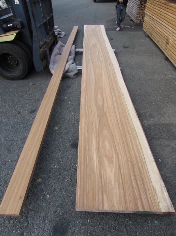 エコップ 洋食店カウンターと付け台 | 一枚板 お取り引き実績 | 一...