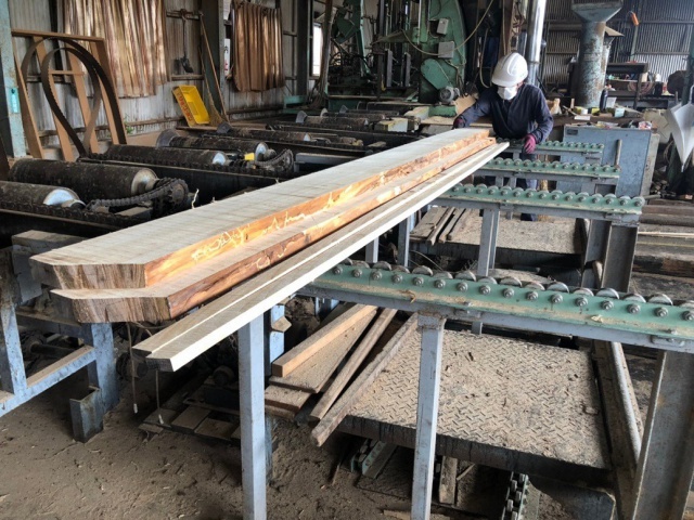 檜（ヒノキ）を製材しました！ | 無垢材 | 高田製材所ブログ | 高...