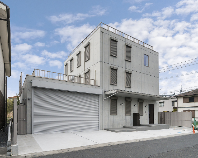 広大な屋上テラスを持つRC造邸宅|RC design studio