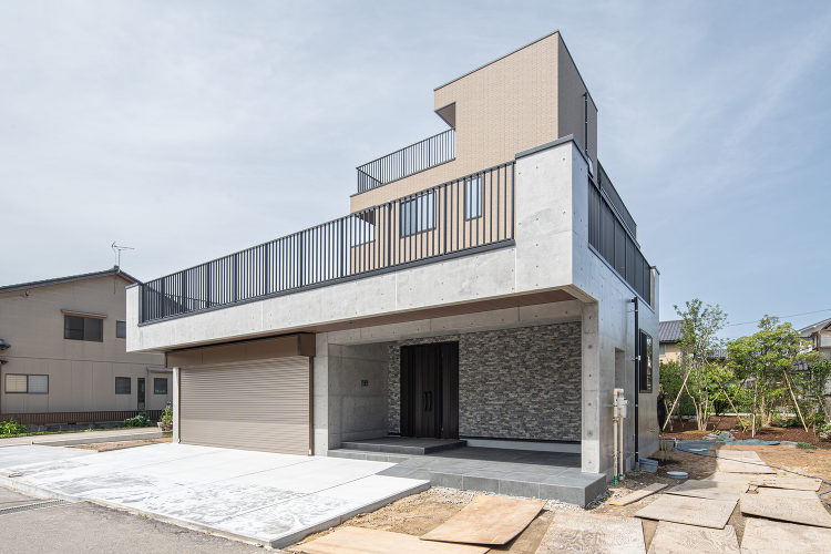 石川県のRC造 現代町家|北陸の風土に根ざした施工事例|RC desi...