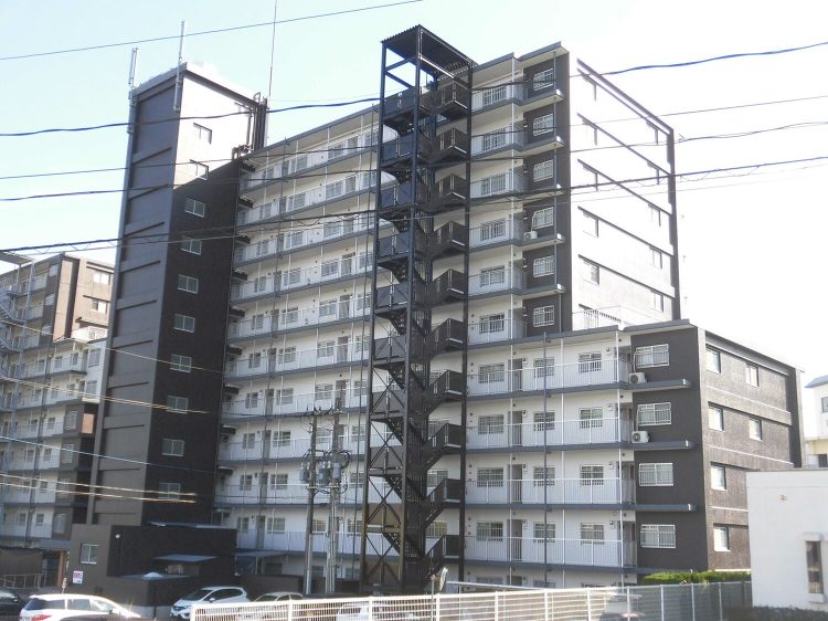 リベラル第2青山大規模修繕工事(弊社2回目) - 大分の外壁塗装・防水...