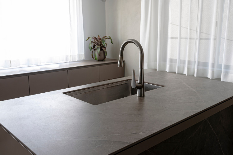 Kitchen M | 鈴木将記建築設計事務所 | MASAKI SU...