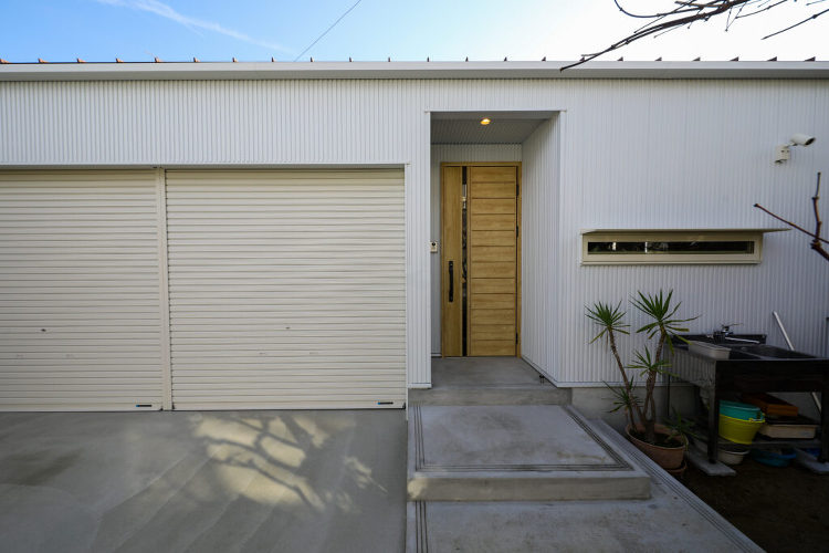 YY-HOUSE_one year anniversary | SUP...
