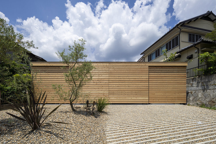 ［architect］House in Heguri グランピング感を...