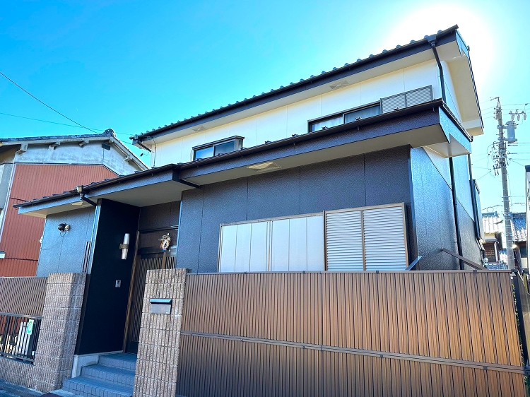 【外壁塗装*前後写真】I様邸 | 外壁塗装なら鈴鹿市の住宅塗替えPRO...