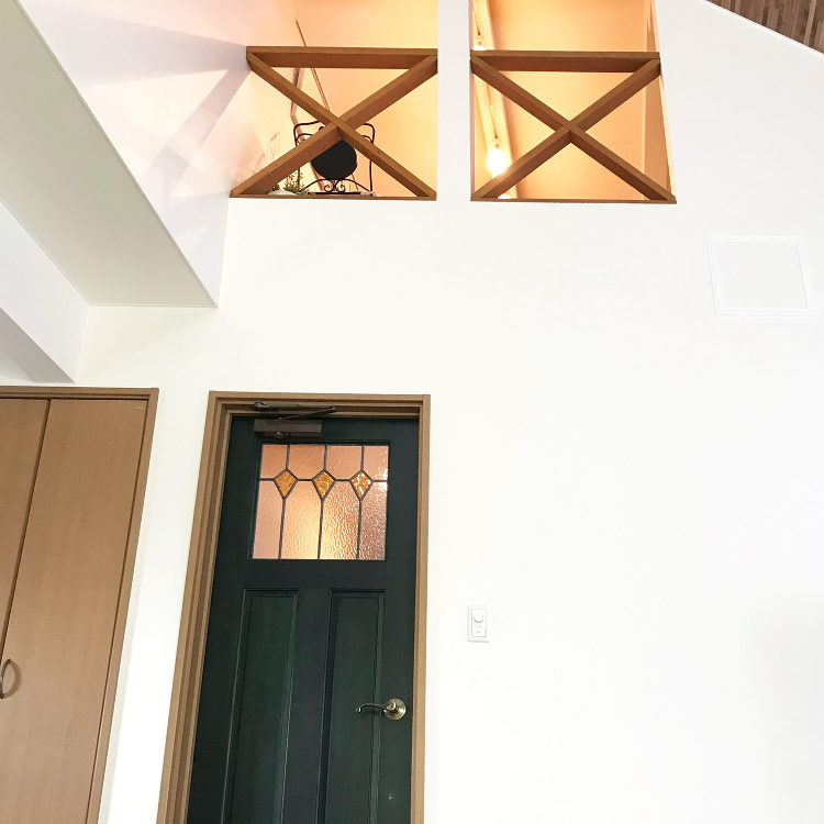 No. 8 OFFICIAL SITE「玄関ドアは顔、室内ドアは衣装。...