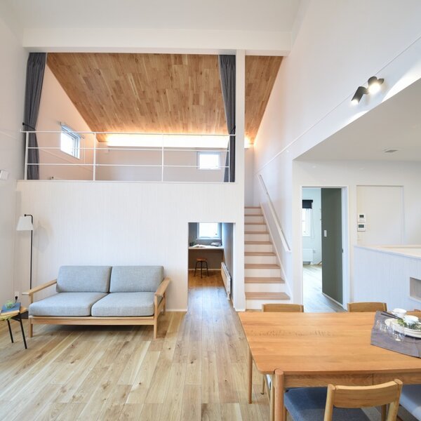 自分好みに暮らす 自由に暮らす「平屋×スキップフロアの家」【リノベーシ...