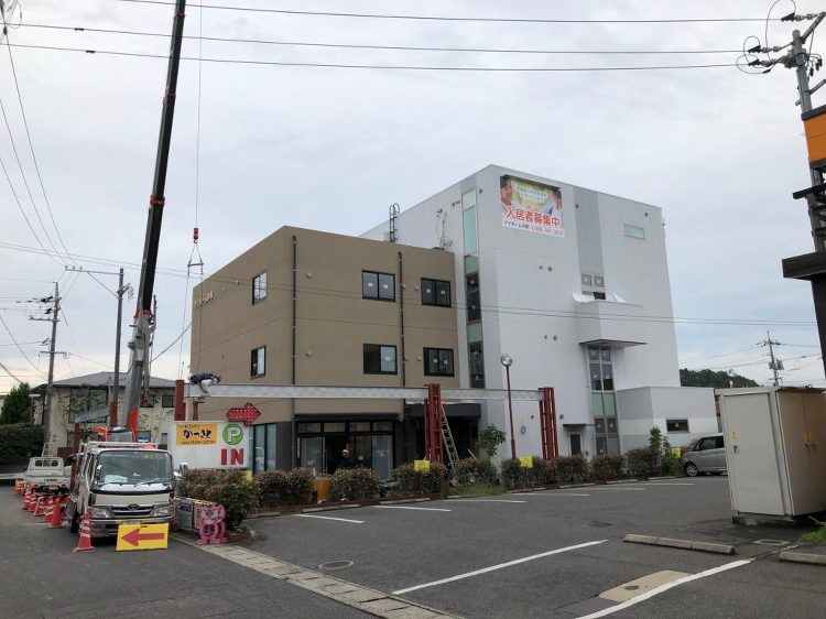 外部足場解体！ - 岡山の店舗デザイン・住宅設計 | 青木建築設計事務...