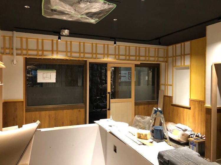 店舗改装工事も佳境！ - 岡山の店舗デザイン・住宅設計 | 青木建築設...