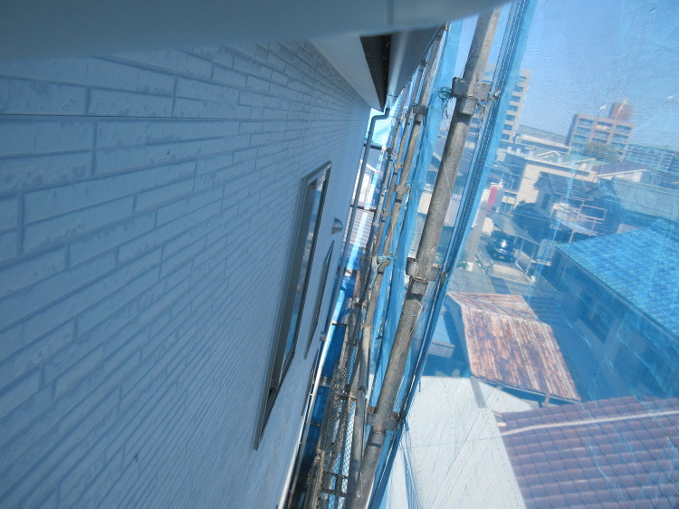 スタッフブログ|一宮市 浜町 分譲住宅 足場解体前の確認 《imako...