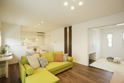 家族が集う、明るく開放的なナチュラルハウス <青森の新築住宅施工事例v...