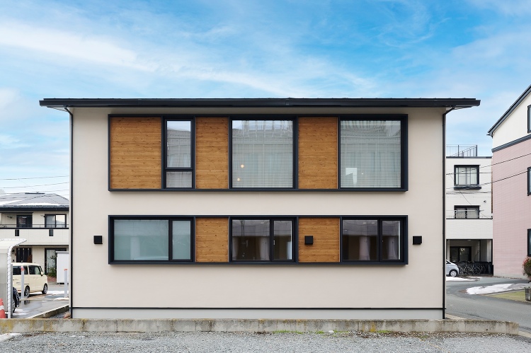 山形県山形市｜木の温もりあふれる2階リビング住宅