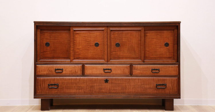 和箪笥上下リメイク 脚付きリビングボード(上部分) | 制作事例 | ...