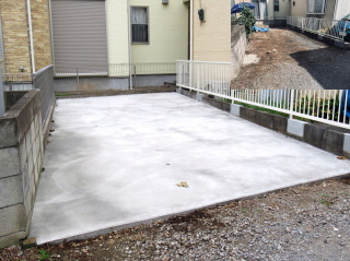 柏市での車庫の土間打ち工事 | いしざき社長の庭ブログ