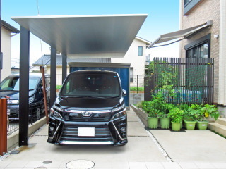 カーポートSC×大型物置のモダンな車庫工事 | いしざき社長の庭ブログ