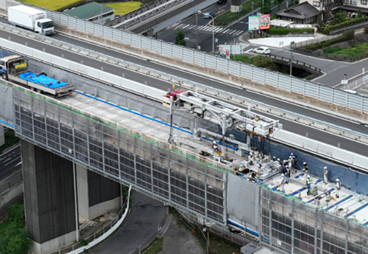 施工延長が短い床版取替工事に適した「シングルSDR」を実工事に初導入 ...