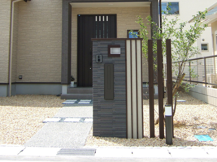 木調素材とタイルの組み合わせが和モダンの趣 草津市 | 京阪グリーン ...