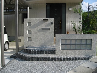 奥行きを出すシンプル門柱 甲賀市 | 京阪グリーン | 滋賀・京都・大...