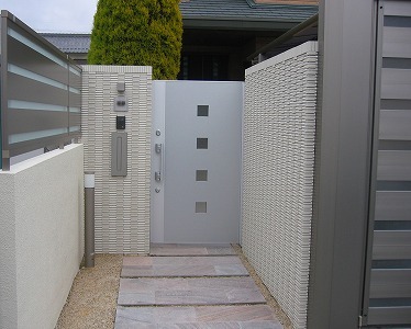完全なクローズ外構 近江八幡市 | 京阪グリーン | 滋賀・京都・大阪...