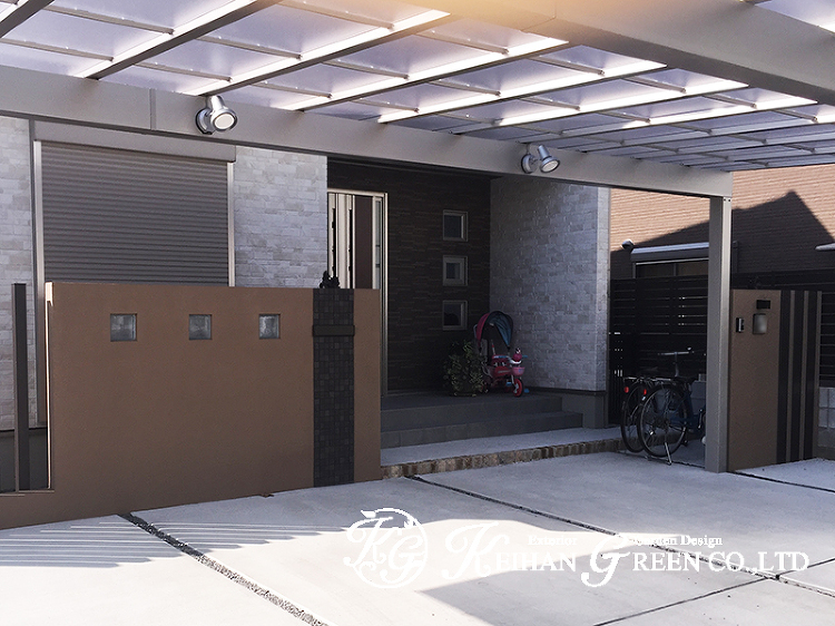 横幅いっぱいのスタイリッシュな門柱 草津市 | 京阪グリーン | 滋賀...