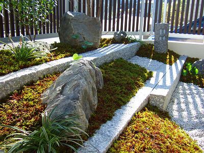 枯山水の坪庭 洗練された美しさ 草津市 | 京阪グリーン | 滋賀・京...
