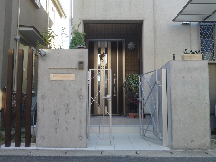 シックなカラーにこだわったおしゃれなテラス 大津市 | 京阪グリーン ...