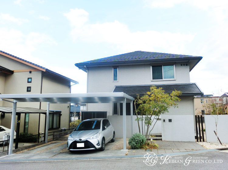 強く、シンプル、そしてベーシックなカーポート 大津市 | 京阪グリーン...