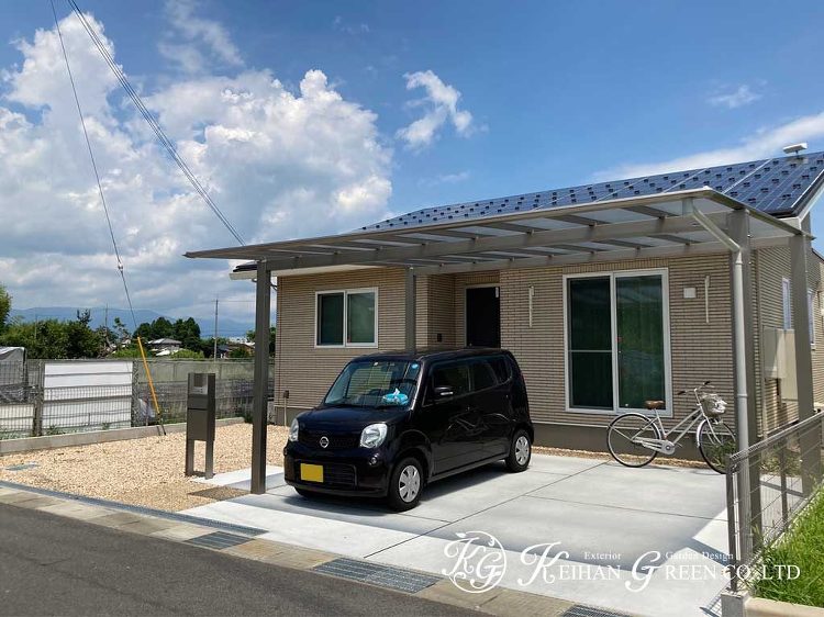 おしゃれな平屋にスタイリッシュ外構 草津市 | 京阪グリーン | 滋賀...