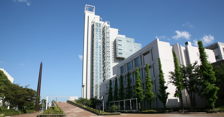 北九州大学