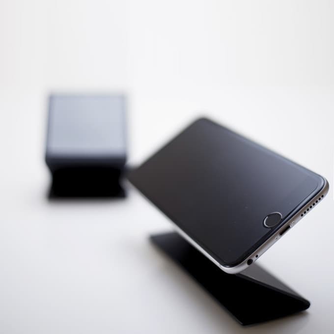 スマホスタンド|展示スタンド・ディスプレイ什器の通販ならマルゲリータ