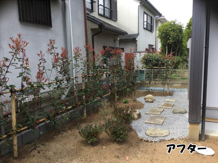 生垣の植栽とパティオにシンボルツリーを植えた事例 | 奈良の庭のリフォ...