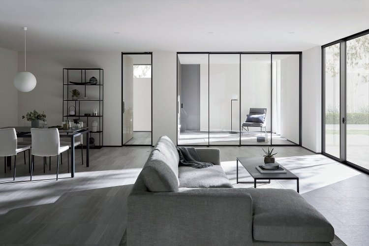 LIXIL、開放感を演出するハイドア :: リフォーム産業新聞