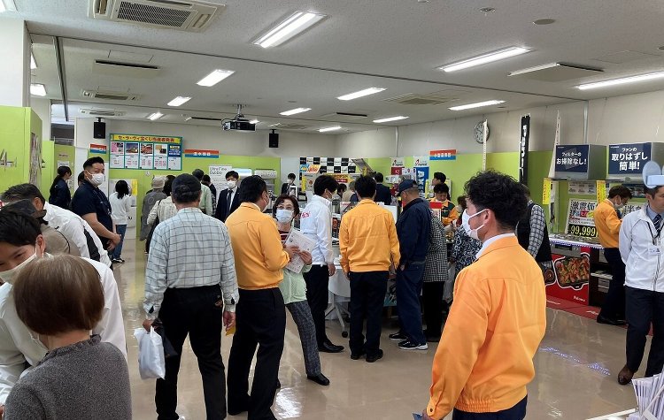 リフォーム売上高6.1億円の星野管工設備、年2回の本社イベントで毎回1...