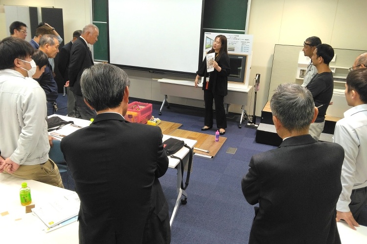 会員の9割が内装仕上げ業者法改正やバリアフリーの情報提供に注力 :: ...