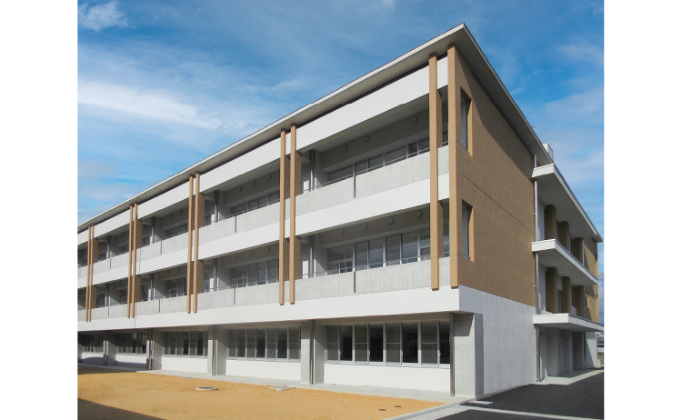 香川県立笠田高等学校 | 製品採用事例 | 外壁・内装仕上材【NFDシ...