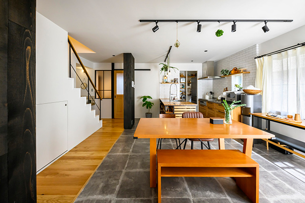 【プランナー監修】リフォームで迷いがちな床の色。選び方やトレンドが知り...