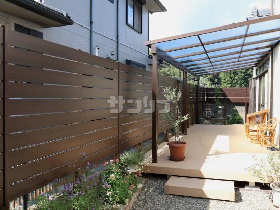 ガーデンルーム・テラス屋根の外構