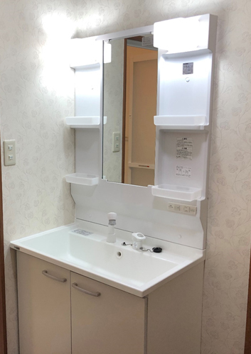 鹿児島市の洗面化粧台リフォーム施工事例|I様|リクシル「PV」年間30...