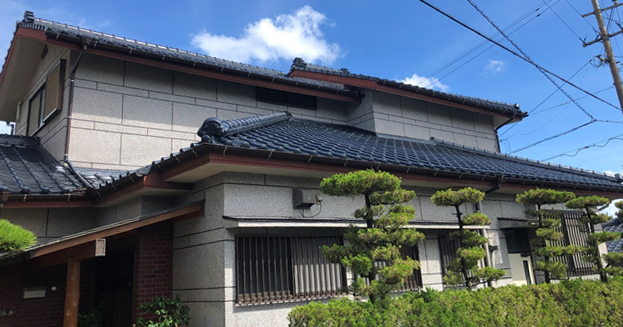 鹿児島市の屋根瓦塗装リフォーム施工事例|S様邸|台風に負けないセメント...