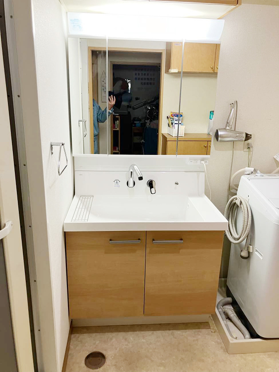 鹿児島市 洗面化粧台・トイレ・内装リフォーム工事 施工事例 ｜Ｍ様邸｜...