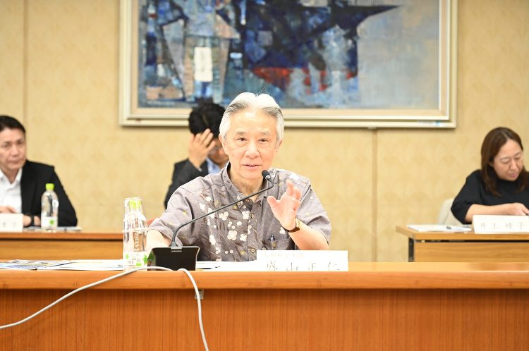 盛山 正仁 文部科学大臣が琉球大学を視察 | 琉球大学