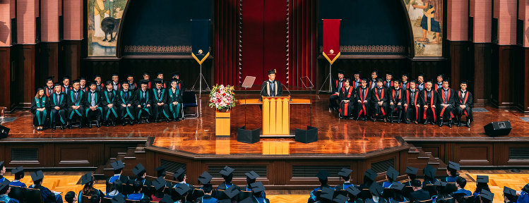 東京大学