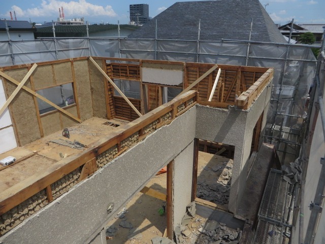 堺市:住宅再生大屋根から組換大改造! | 大阪の注文住宅、木の家の工務...