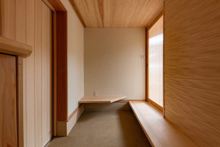 コアーのお家の風除室 | 大阪の注文住宅、木の家の工務店コアー建築工房